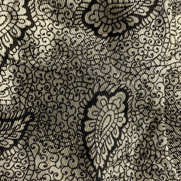 Vintage Black and White Paisley Gloves. - Picture 5 of 5